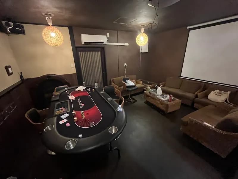 池袋 FamilyPot ポーカールーム カラオケ レンタルスペース (ホームページから最安予約)の写真