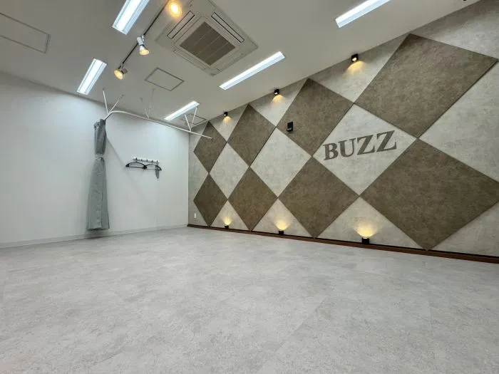 BUZZ福岡博多駅前の写真