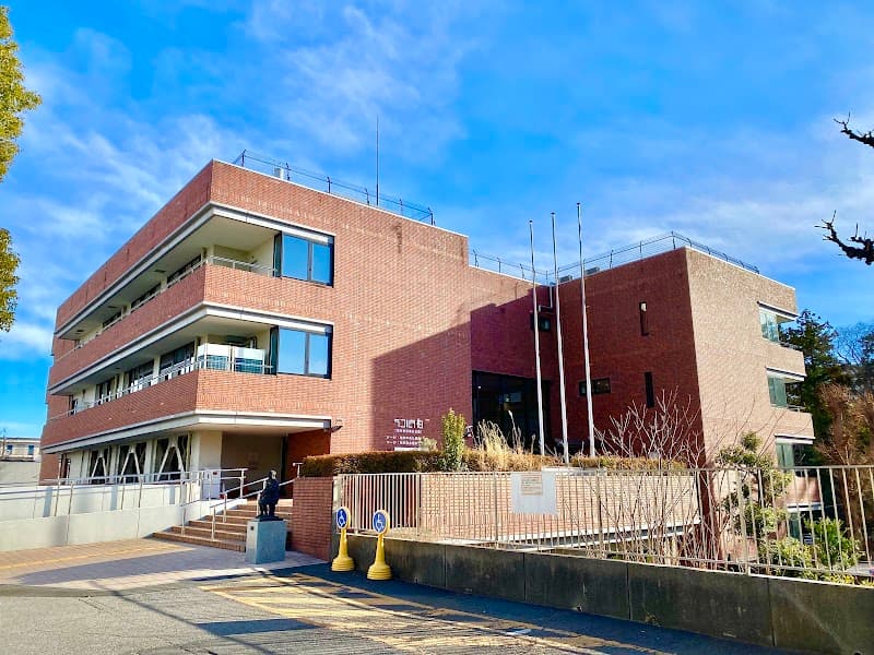 柏市 中央公民館