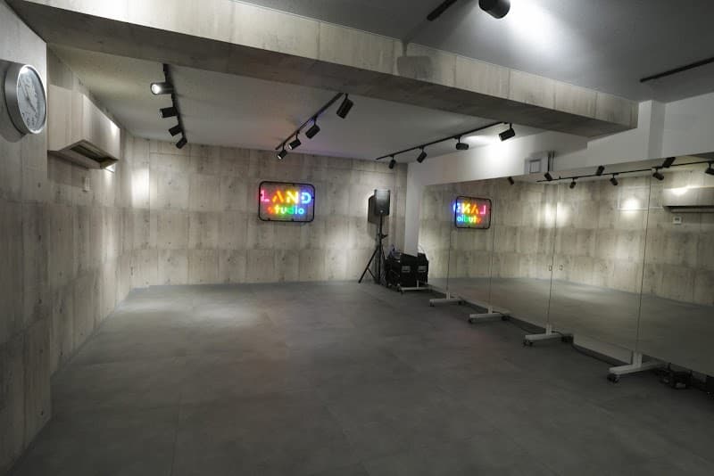 LANDstudio 新宿店 - メイン